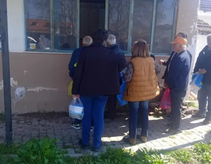 Φαρκαδόνα: Έκοψαν με τροχό τα λουκέτα της Συλλογικής Κουζίνας Φαρκαδόνας