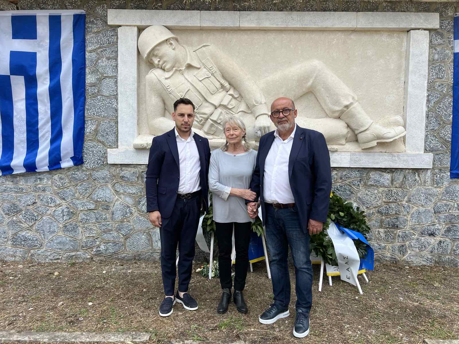 Μνημόσυνο στο Μνημείο Πεσόντων 6ου Συντάγματος στο Ζάρκο Τρικάλων (ΦΩΤΟ)
