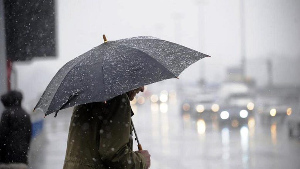 Βροχερός ο καιρός σε όλη τη χώρα – Πότε μπαίνει στο «στόχαστρο» η Αττική και πόσο θα δείξουν τα θερμόμετρα