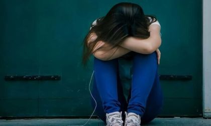 Ποινική δίωξη σε βάρος καθηγητή για ασέλγεια σε βάρος ανήλικης μαθήτριας σε σχολείο της Λάρισας! – Τέθηκε σε αργία από το υπουργείο Παιδείας